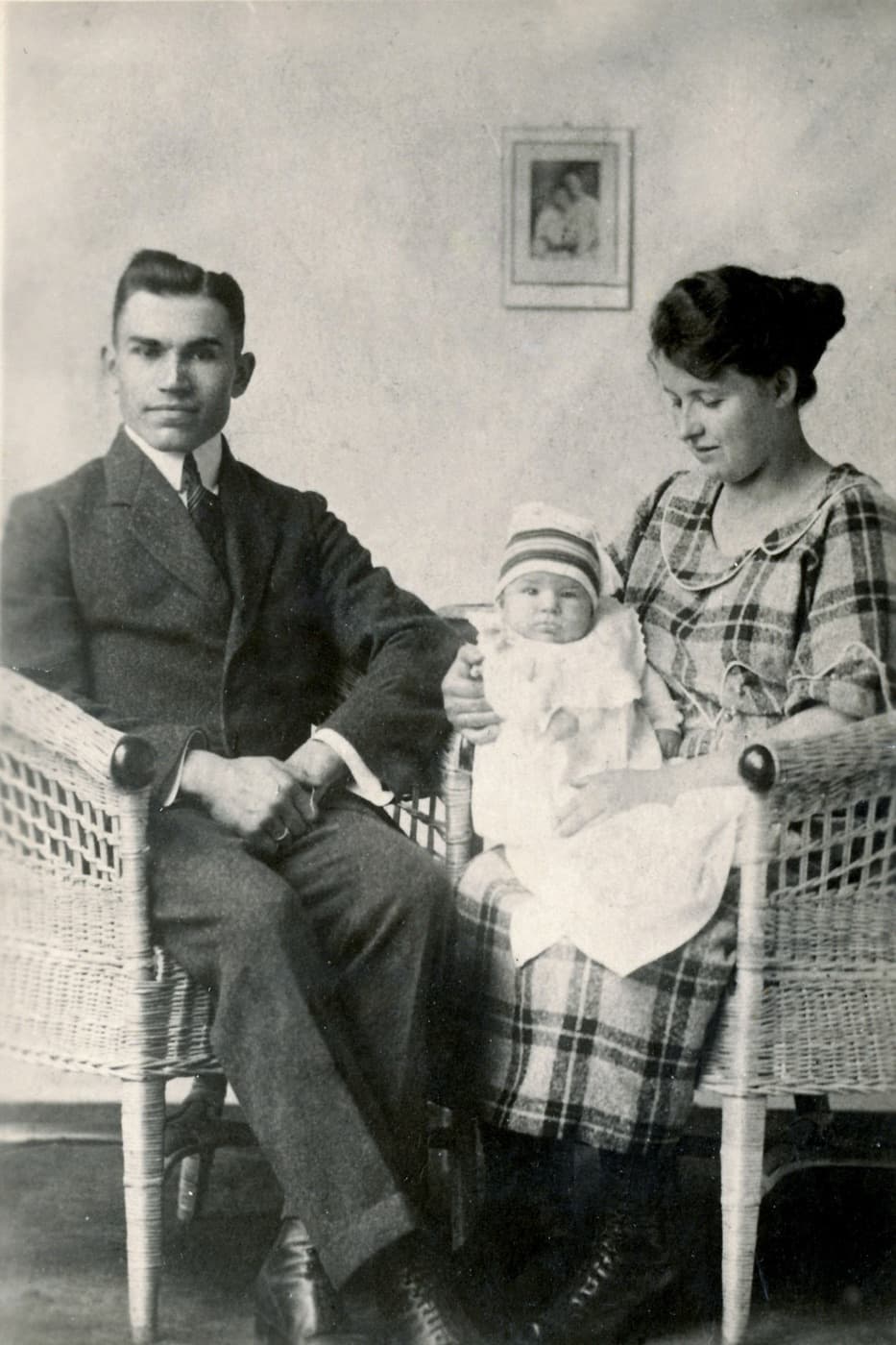 Mi bisabuelo con sus padres tras su bautismo en Siegen (1924)